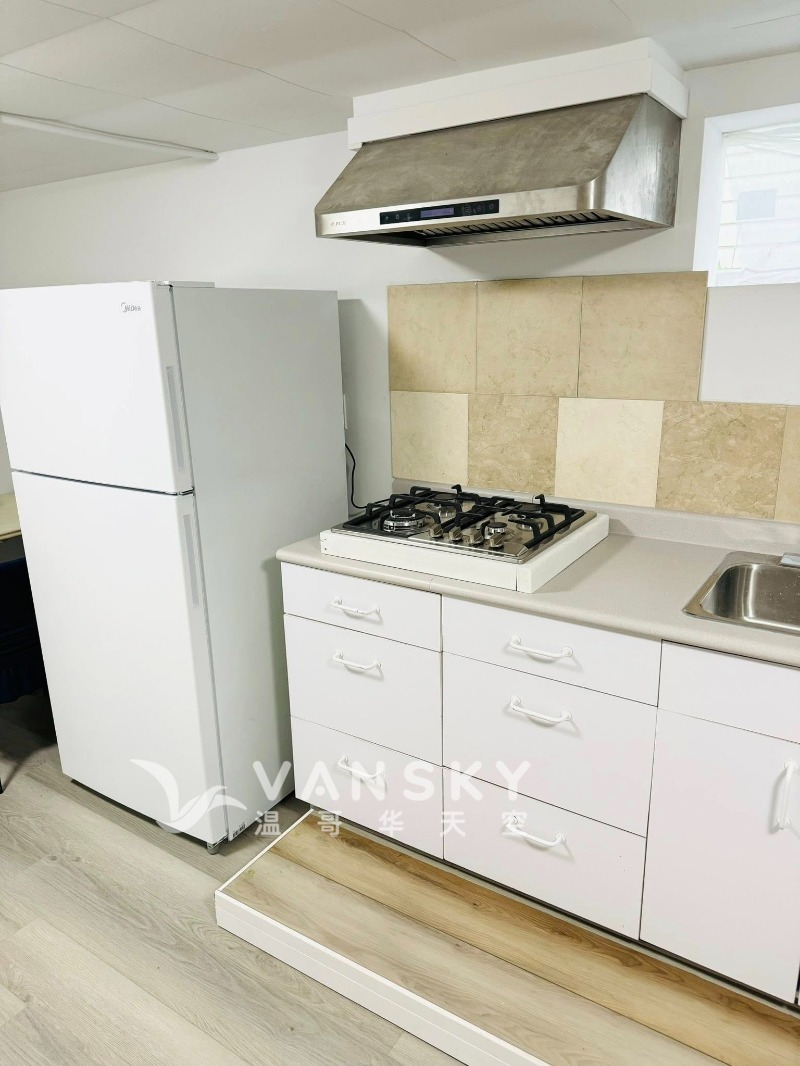 260326100856_Kitchen 1.jpg